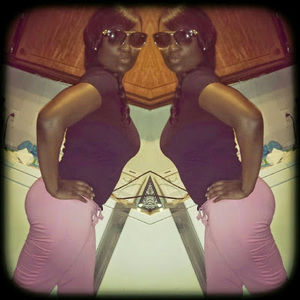 Meet your Posher, Francesca